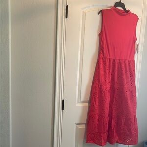 Chic Sleeveless Coral Midi Dress